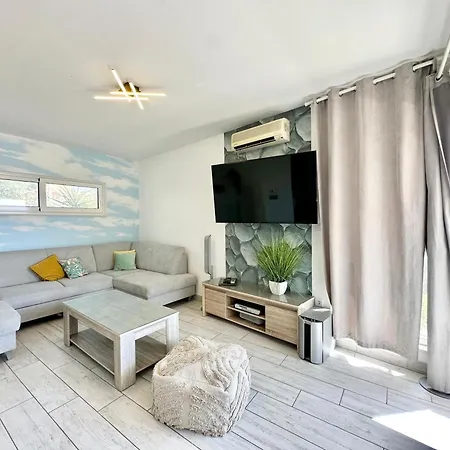 A - Heating Pool Apartman