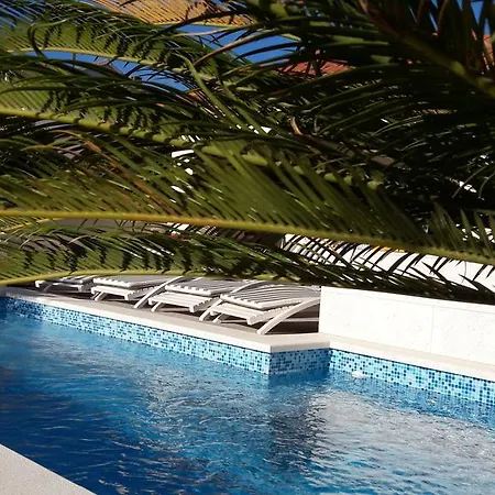 A - Heating Pool Apartman *