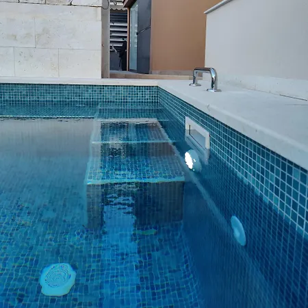 A - Heating Pool Apartman Trogir