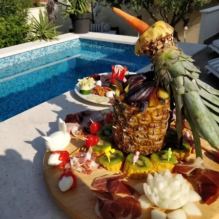 A - Heating Pool Apartment