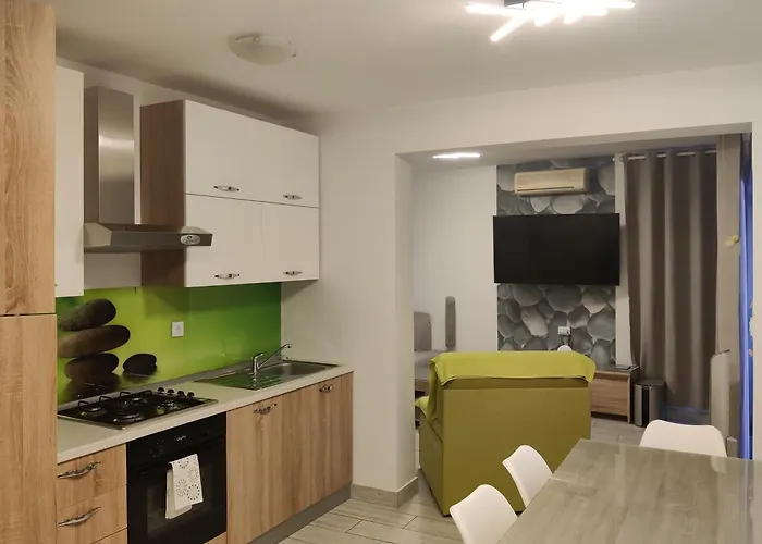 A - Heating Pool トロギール